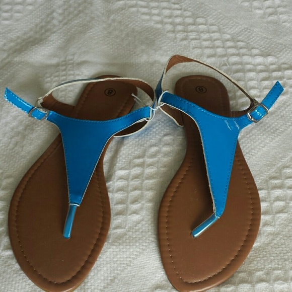 Never worn!!! Women's size 8 blue sandal