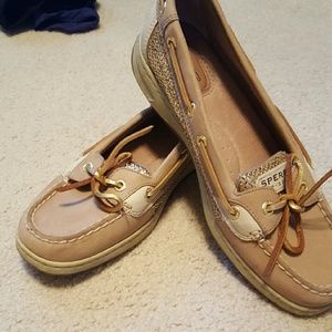 Sperry low top boat shoes