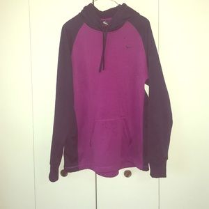 Nike therma-fit sweatshirt 💜