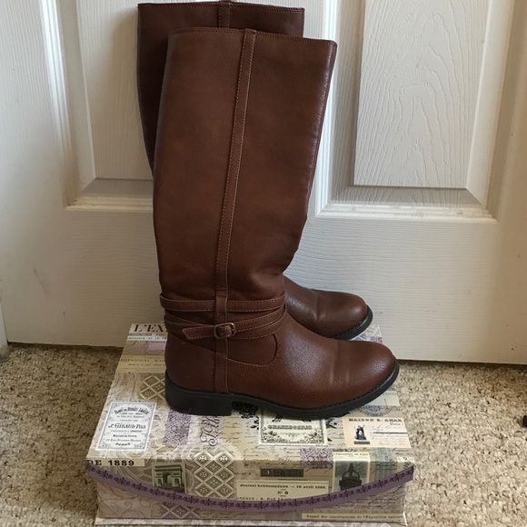 Lauren Conrad Boots