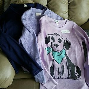 Lot 3 long sleeve shirts