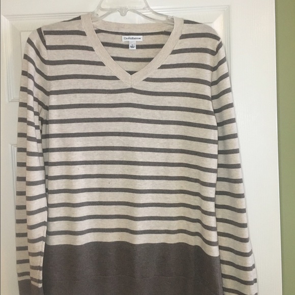 Craft and Barrow Size L Tan Stripped Sweater