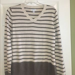 Craft and Barrow Size L Tan Stripped Sweater