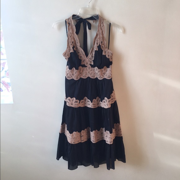 BCBG Max Azria Black Dress Tan Lace Detail Sz 4