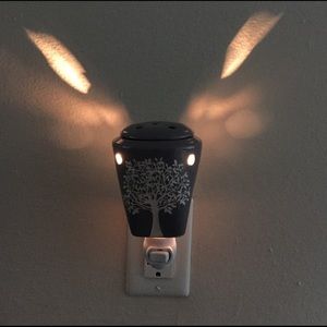 Nightlight + scented candle with wax melts