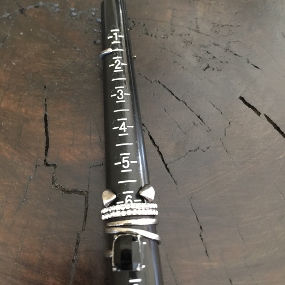 Black & Silver Punk Stack Above Knuckle Midi Rings - Picture 4 of 4