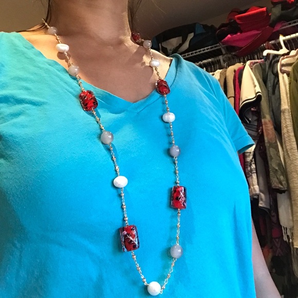 Convertible necklace with pearls and glass beads
