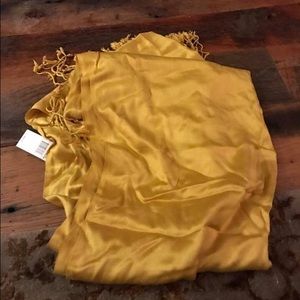 Jones New York yellow scarf