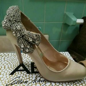 Allen Schwartz nude pumps Sz 8