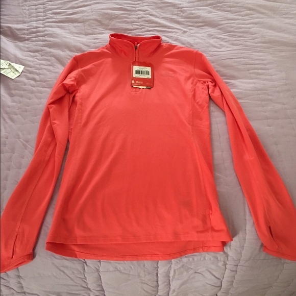Authentic North Face long sleeve top.