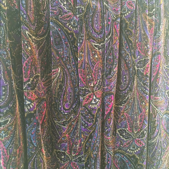 Beautiful Long Skirt Purple Sz 4 Detail is AMAZING