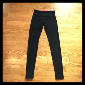 Lululemon reversible leggings, size 4