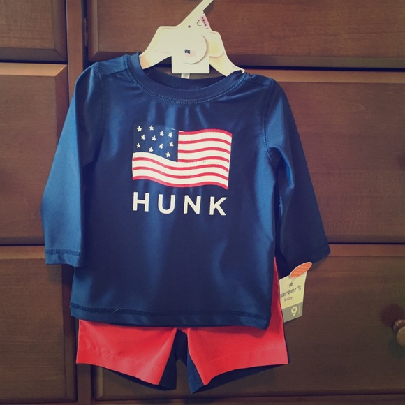 NWT 2 piece swim suite. Rash guard and shorts