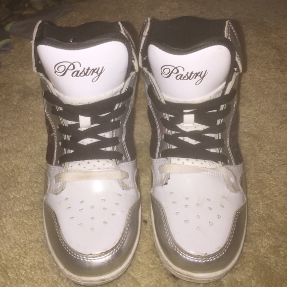 Pastry high top shoes