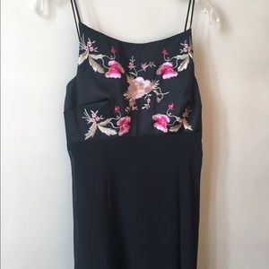 NWT Nordstrom Embroidered Flower Front Dress Sz 2