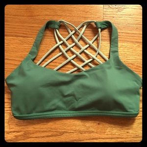 Lululemon Free to be wild bra