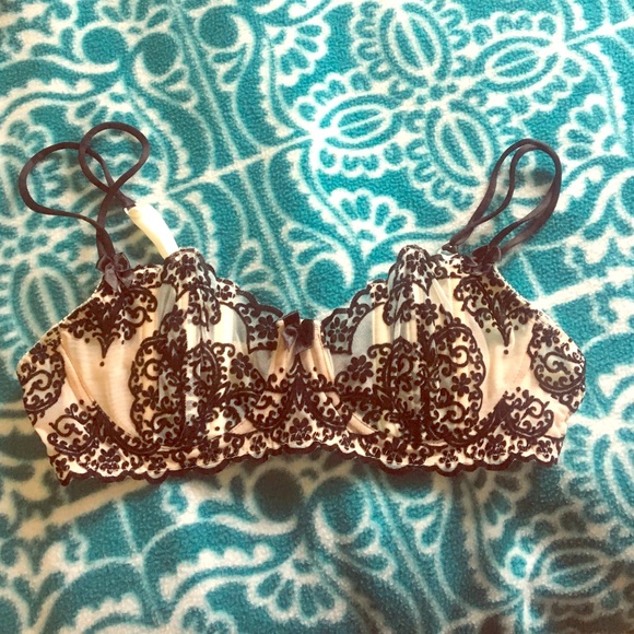 Victoria secret bra