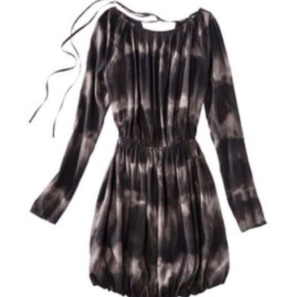 Converse One Star dress.