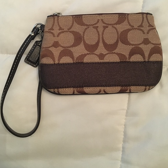 FINAL SALE COACH WRISTLET