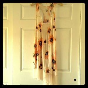 Jennifer Lopez Floral Nightgown