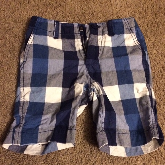 Gap boys 5 blue white plaid shorts GUC