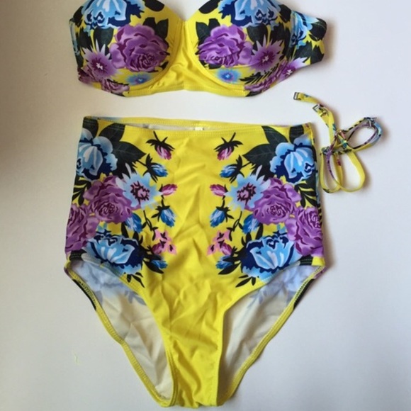 High waisted bikini set - Picture 2 of 3