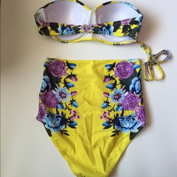 High waisted bikini set - Picture 3 of 3