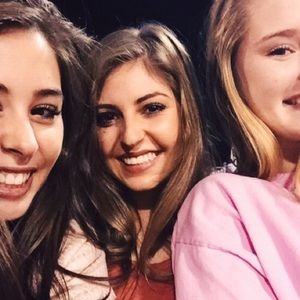 Meet your Posher, Caroline