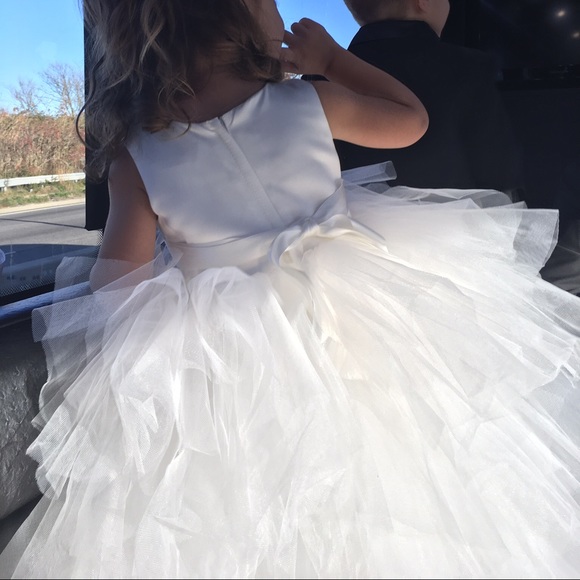 Flower girl dress - Picture 3 of 3