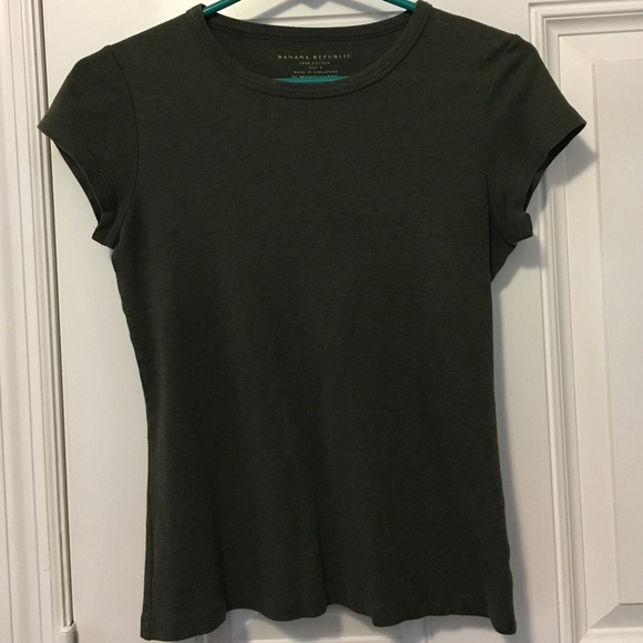 Timeless Tee - Picture 3 of 4