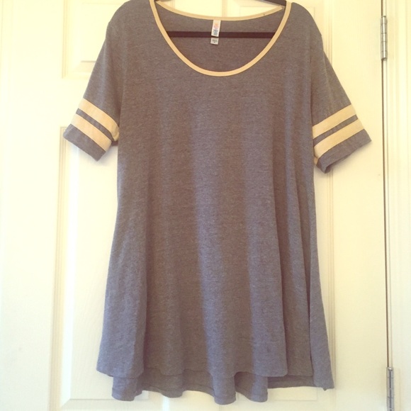 LuLaRoe Perfect T!