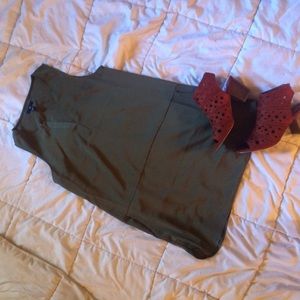 Gap V neck dress with pockets