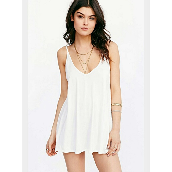 silence + noise white tank