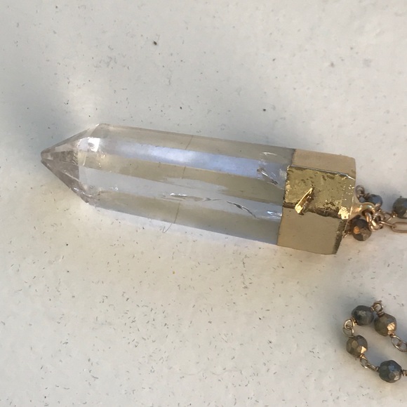 Heather Hawkins Quartz Necklace - Picture 4 of 4