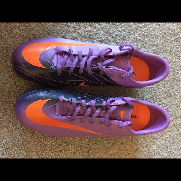 Nike Mercurial Men's Soccer Cleats NIB Size 12