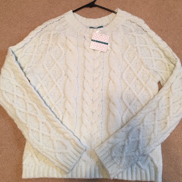 NWT Light Green Pim + Larkin Sweater