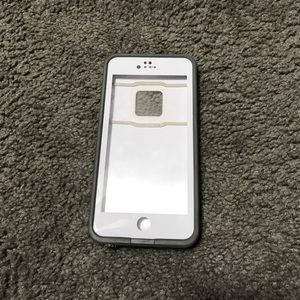 iPhone 6s Plus life proof case