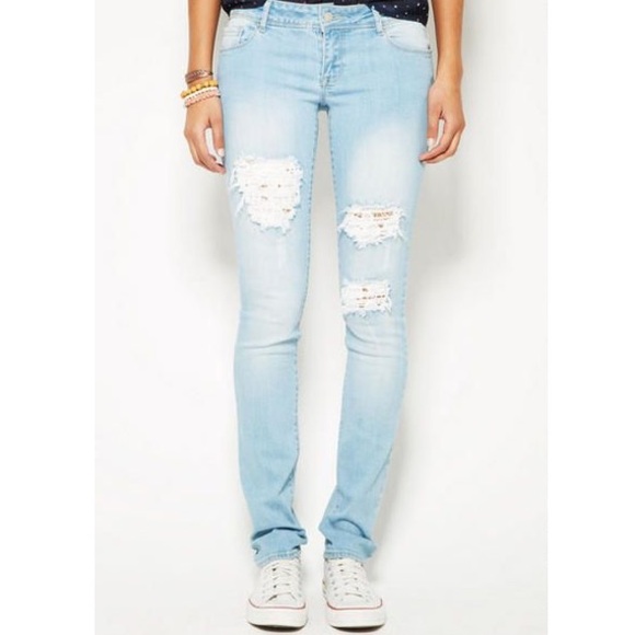 Low Rise Ripped Skinny Jeans