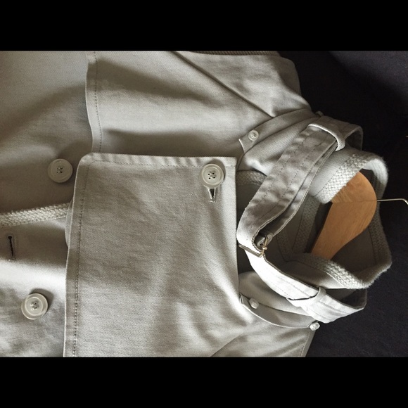 Nice jacket - Picture 3 of 4