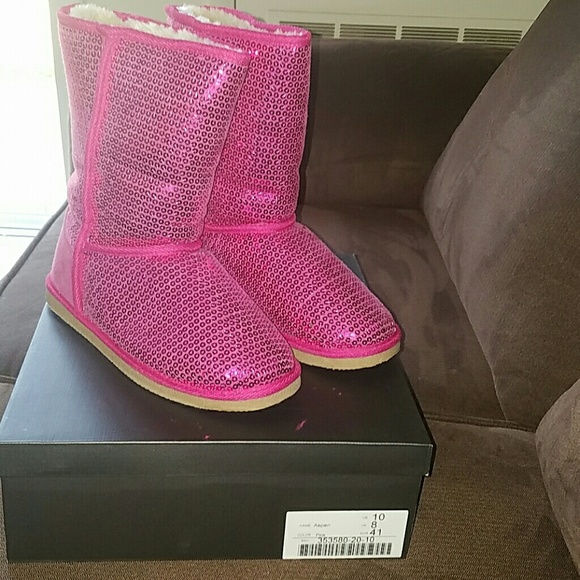 Pink Fur-Lined Boot