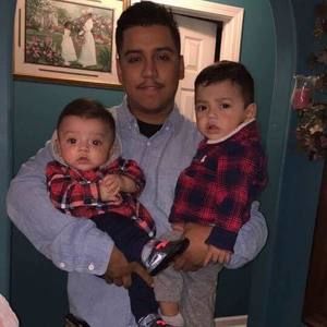 Meet your Posher, Juan