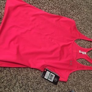 Under armour workout tank. Heat gear.