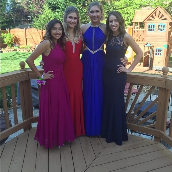 PROM DRESS - Picture 3 of 3