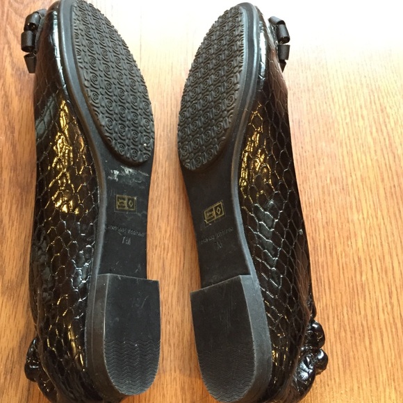 ADRIENNE VITTADINI Black patent ballet flats - Picture 2 of 3