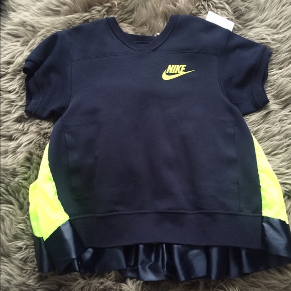 Nike Top