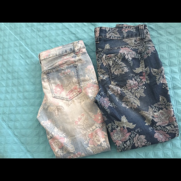 Floral Jeans - Picture 1 of 3