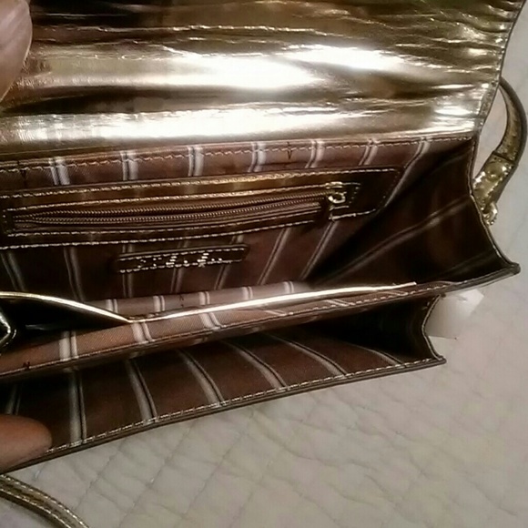 Steve madden handbag final markdown 👜🌂👗 - Picture 3 of 3