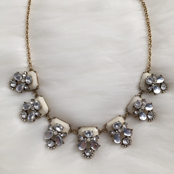 "Parker" Necklace || Clear Crystal Statement - Picture 2 of 6