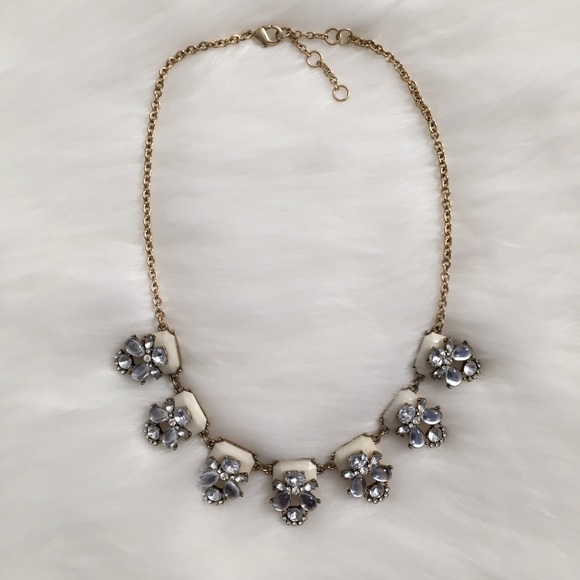 "Parker" Necklace || Clear Crystal Statement - Picture 3 of 6