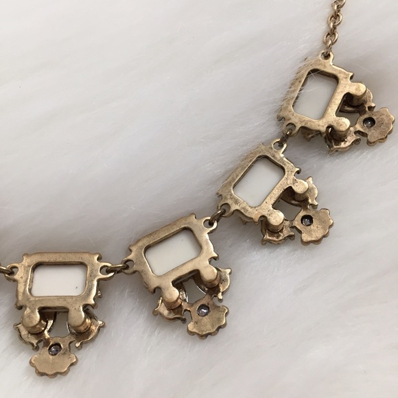 "Parker" Necklace || Clear Crystal Statement - Picture 4 of 6